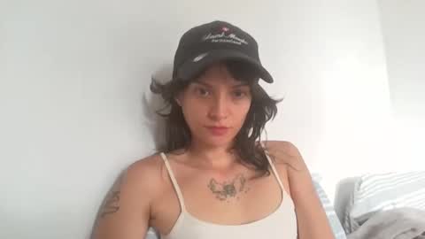 Snapshot of munchi_ chatting on 06-09-26, 07:03 online show from 06-09-26, 07:03