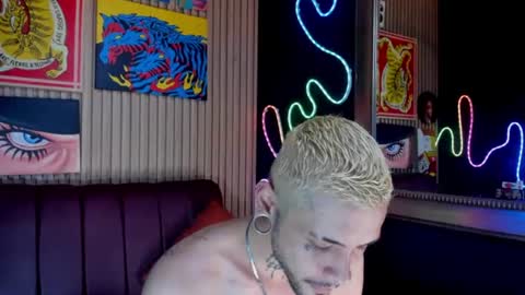 Snapshot of murdockh chatting on 06-22-26, 03:25 murdok online show from 06-22-26, 03:25