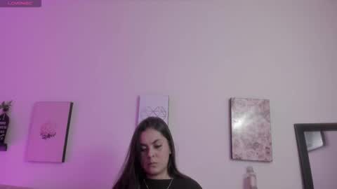muriell_69 online show from 11-11-25, 11:27