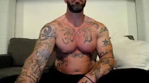 muscle761004 online show from 05-31-26, 12:19
