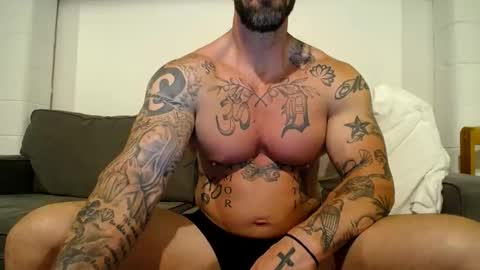 muscle761004 online show from 06-09-26, 01:39