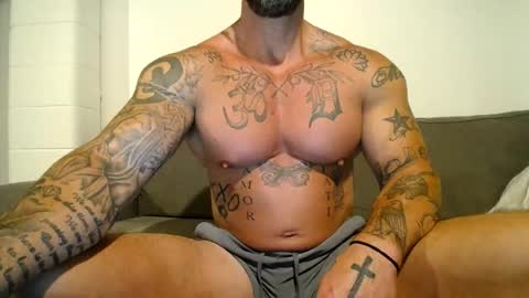 muscle761004 online show from 08-10-26, 01:20