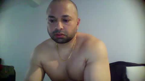 Snapshot of muscle794 chatting on 02-16-26, 07:43 Cool Traveler online show from 02-16-26, 07:43