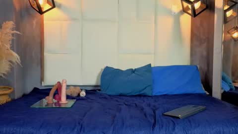 Snapshot of muscle_stenolagnia chatting on 03-10-26, 06:07 call me tom online show from 03-10-26, 06:07