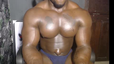musclegod23 online show from 12-29-24, 12:09
