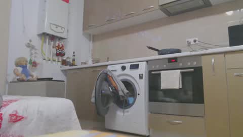 Snapshot of musclesqueen chatting on 01-14-25, 04:40 MusclesQueen online show from 01-14-25, 04:40