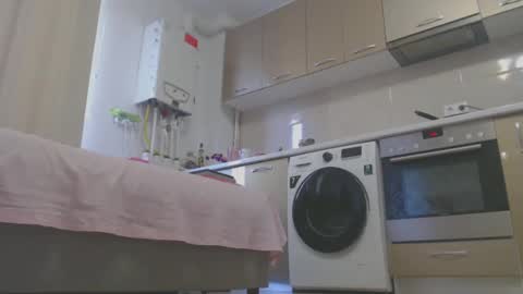 Snapshot of musclesqueen chatting on 03-05-25, 12:55 MusclesQueen online show from 03-05-25, 12:55