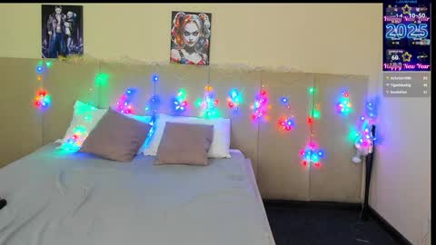 Snapshot of musclexxxbarbie chatting on 01-13-25, 01:23 Eva online show from 01-13-25, 01:23