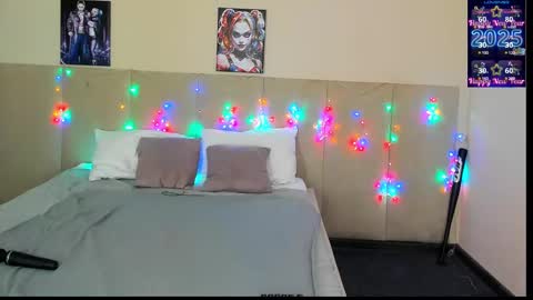 Snapshot of musclexxxbarbie chatting on 02-12-25, 02:21 Eva online show from 02-12-25, 02:21