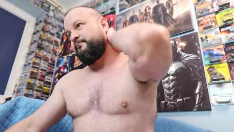 Snapshot of muscular_bear chatting on 03-14-26, 06:08 Chris online show from 03-14-26, 06:08