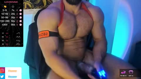 Snapshot of musculusx chatting on 12-29-24, 01:28 Musculus online show from 12-29-24, 01:28