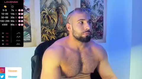 Snapshot of musculusx chatting on 01-04-25, 08:16 Musculus online show from 01-04-25, 08:16