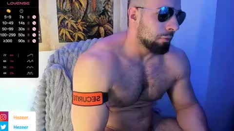 Snapshot of musculusx chatting on 01-12-25, 02:03 Musculus online show from 01-12-25, 02:03