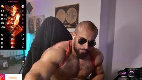 Snapshot of musculusx chatting on 09-13-25, 04:07 Musculus online show from 09-13-25, 04:07