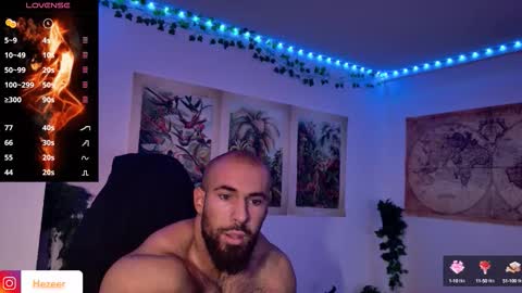 Snapshot of musculusx chatting on 09-28-25, 01:05 Musculus online show from 09-28-25, 01:05