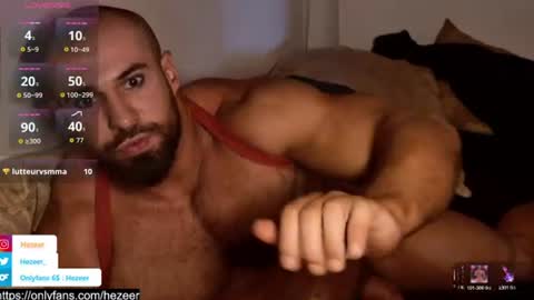 Snapshot of musculusx chatting on 06-28-26, 12:11 Musculus online show from 06-28-26, 12:11