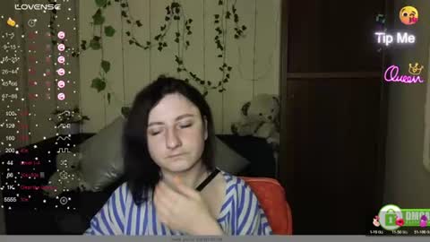Snapshot of muse_kitty_jenia chatting on 06-18-26, 09:14 Jenya online show from 06-18-26, 09:14