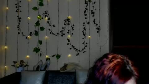 Jeneva online show from 02-24-26, 07:01