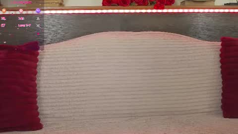 Luna  online show from 07-24-26, 07:01