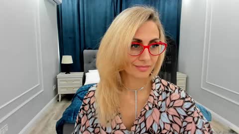 Diana online show from 01-23-25, 11:48