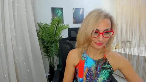 Diana online show from 02-02-25, 05:15