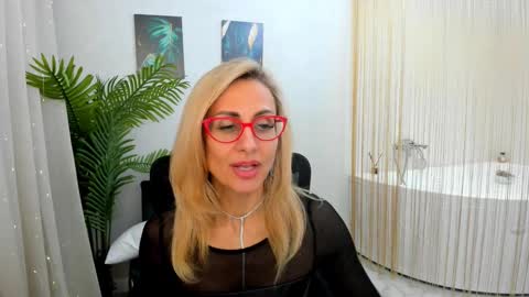 Diana online show from 02-24-25, 05:53