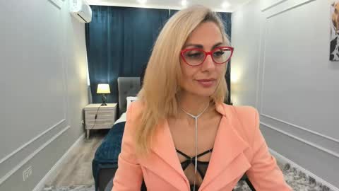 Diana online show from 03-03-25, 11:33