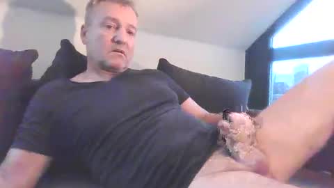 nobuddy online show from 02-12-26, 06:30