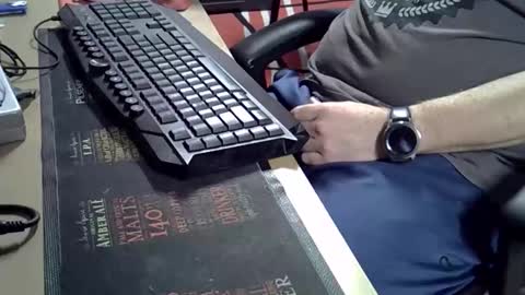 Snapshot of muso44 chatting on 11-18-25, 12:16 Muso online show from 11-18-25, 12:16