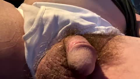 Snapshot of mutualjerk chatting on 01-28-25, 03:35 bighead mature oldcock love hairy pussy C2C married..hairy women more than welcome. Tips not required but appreciated online show from 01-28-25, 03:35