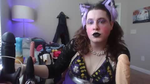 Snapshot of mxsissycharlotte chatting on 03-11-25, 03:45 Mx Charlotte online show from 03-11-25, 03:45