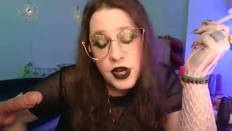 Snapshot of mxsissycharlotte chatting on 03-13-26, 01:12 Mx Charlotte online show from 03-13-26, 01:12