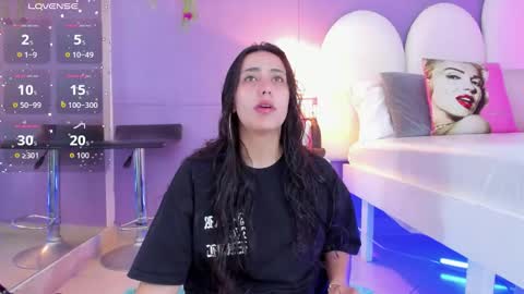 my_aleja_ online show from 11-09-25, 01:53