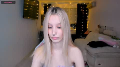 Diana online show from 01-20-25, 03:50