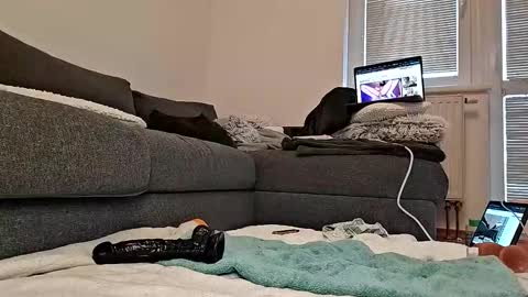 Snapshot of my_dirty_office chatting on 11-22-25, 06:56 my_dirty_office online show from 11-22-25, 06:56