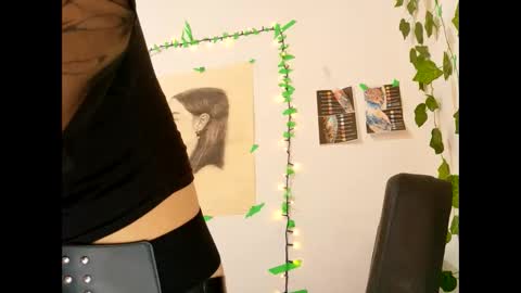 Snapshot of myagosling13 chatting on 09-14-25, 05:23 miagosling NTMU Dont forget follow me online show from 09-14-25, 05:23