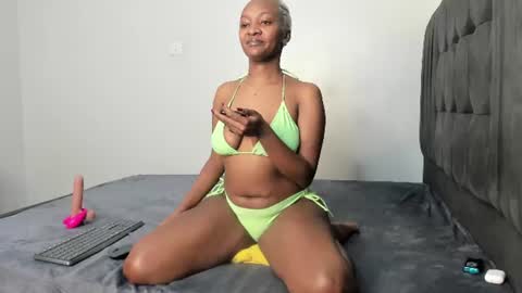 Snapshot of myah_love chatting on 06-23-26, 03:26 myah_love online show from 06-23-26, 03:26