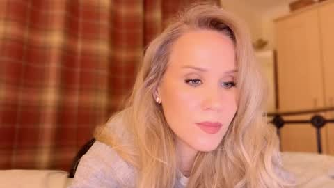 Mya-be Yours P online show from 12-26-24, 08:00