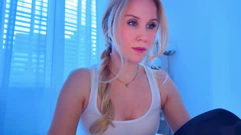 Mya-be Yours P online show from 09-12-25, 04:18