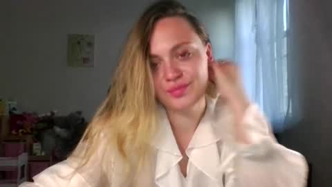 Snapshot of myaualice chatting on 06-12-26, 07:24 myaualice online show from 06-12-26, 07:24