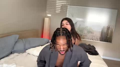 Snapshot of mycreamydreams chatting on 01-29-25, 10:53 mycreamydreams online show from 01-29-25, 10:53