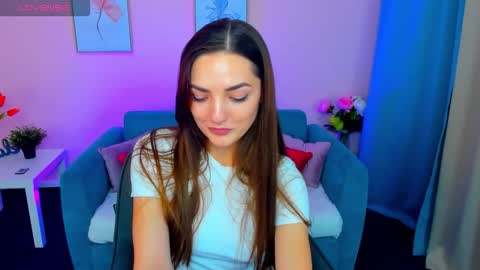 Ella online show from 09-25-25, 08:45