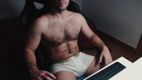 Snapshot of myhairymacho chatting on 03-05-25, 12:49 Juan OF myhairymacho online show from 03-05-25, 12:49