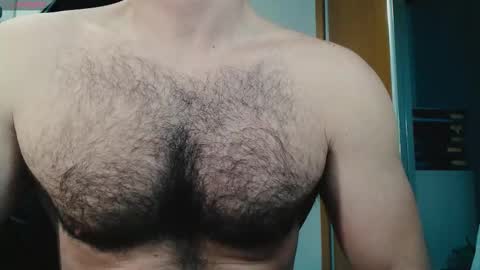 Snapshot of myhairymacho chatting on 11-05-25, 07:03 Juan OF myhairymacho online show from 11-05-25, 07:03