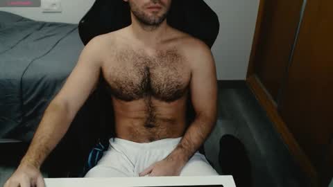 Snapshot of myhairymacho chatting on 02-16-26, 02:18 Juan OF myhairymacho online show from 02-16-26, 02:18