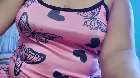 Snapshot of myhoney_hot chatting on 07-08-26, 12:37 myhoney_hot online show from 07-08-26, 12:37