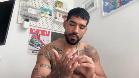 Snapshot of myke_esthetic chatting on 06-05-26, 01:28 Myke esthetic online show from 06-05-26, 01:28