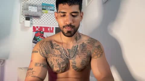 Snapshot of myke_esthetic chatting on 06-16-26, 10:34 Myke esthetic online show from 06-16-26, 10:34