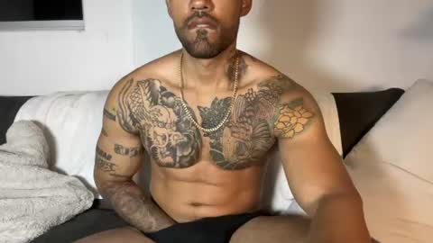 Myke esthetic online show from 07-10-26, 05:34