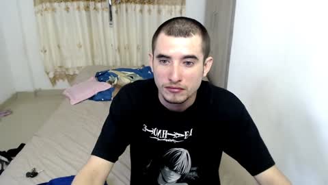 Snapshot of myke_xxx chatting on 01-24-25, 12:31 mike online show from 01-24-25, 12:31